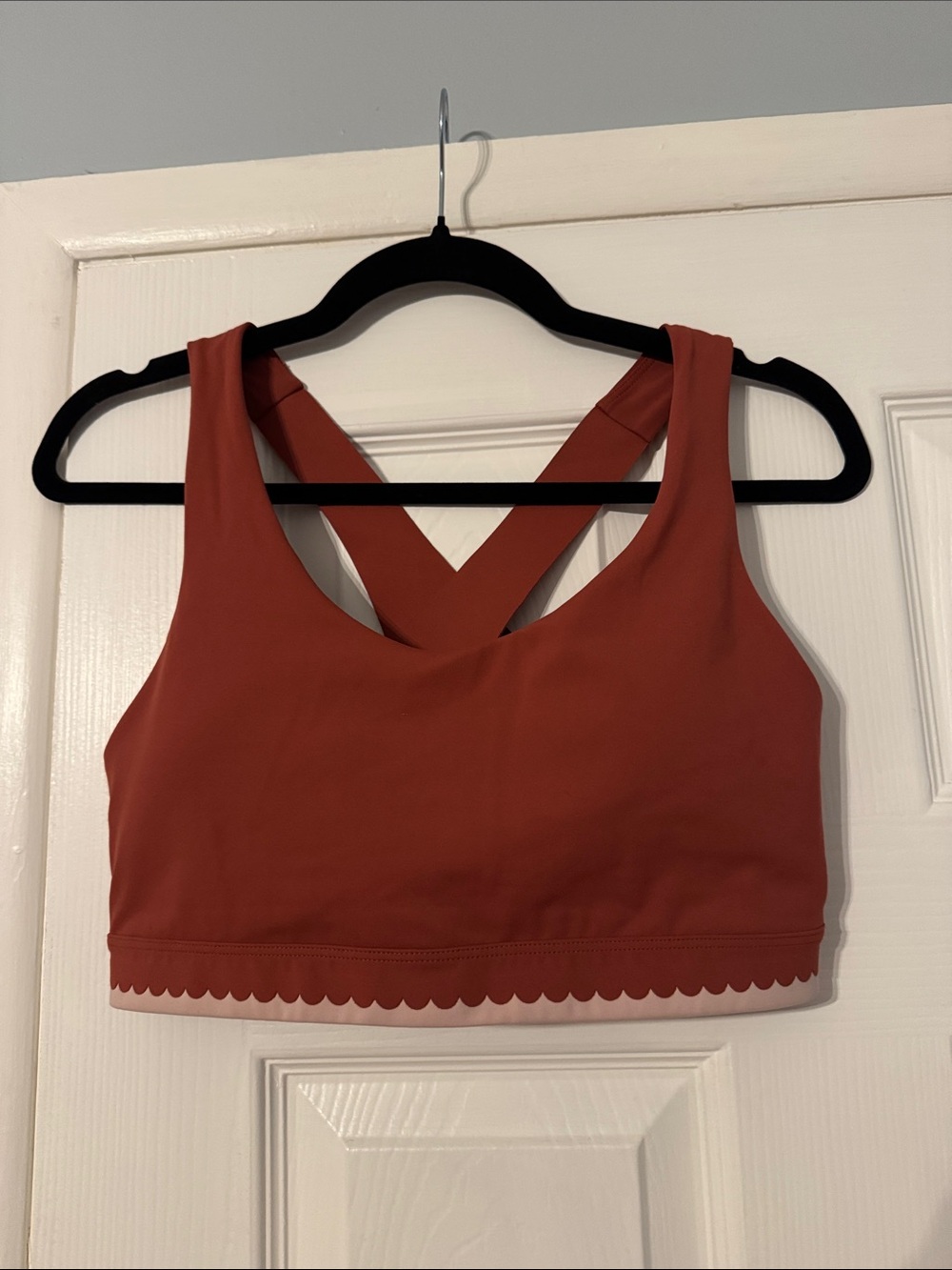 Old Navy Rust Cross-Back Sports Bra with Scalloped Hem
